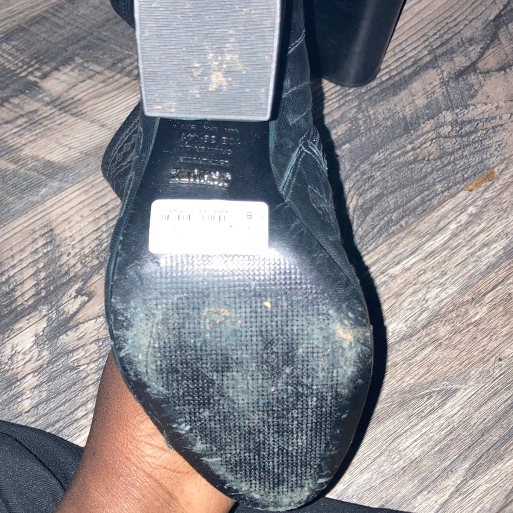 Black Open Toe - Picture 2 of 3